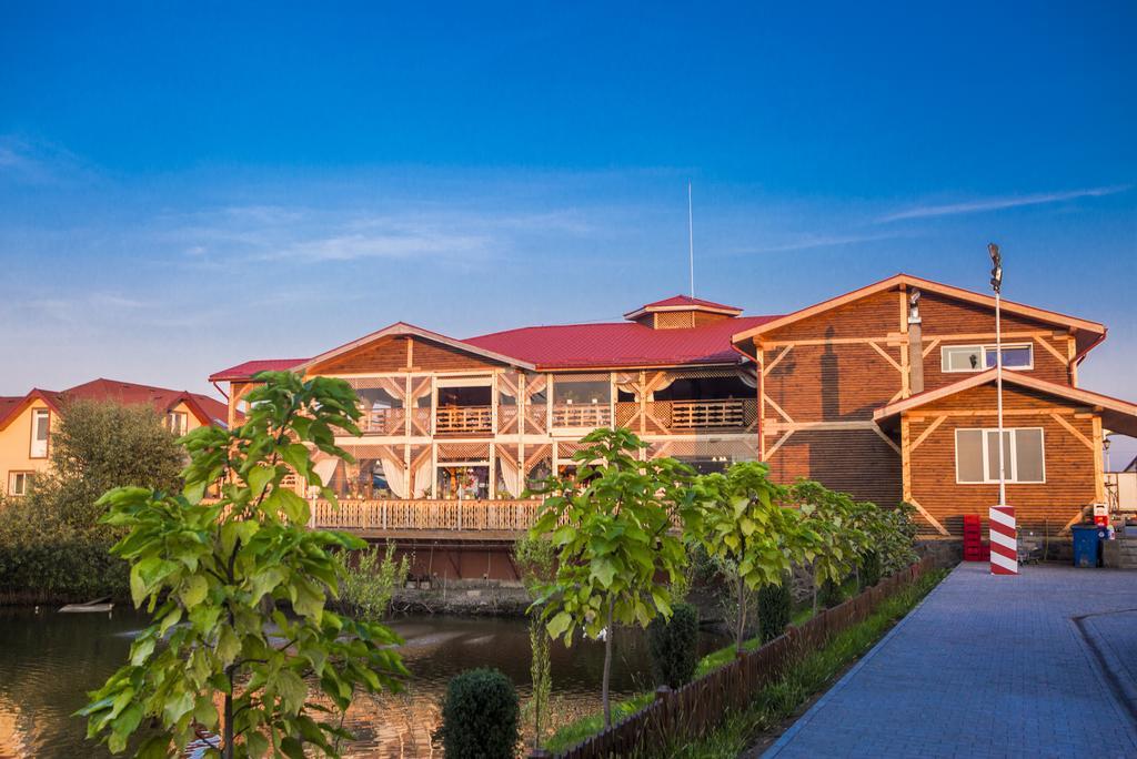 Motel Darina Ungheni  Exterior photo