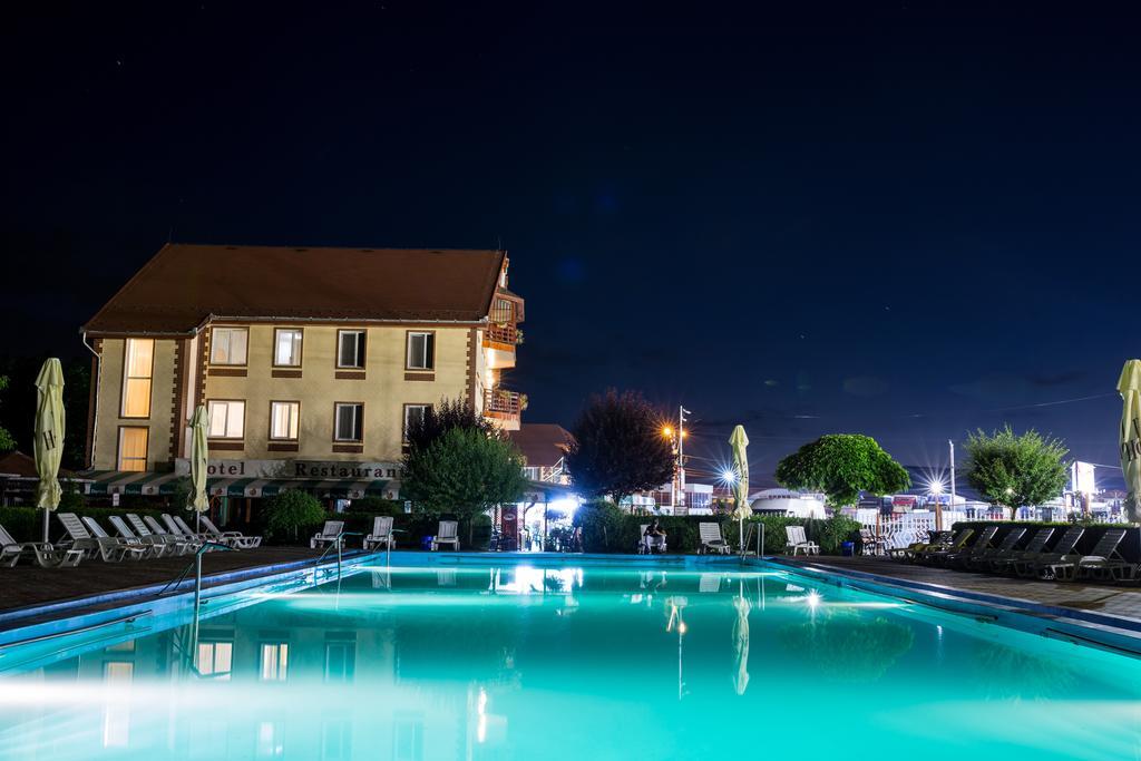 Motel Darina Ungheni  Exterior photo